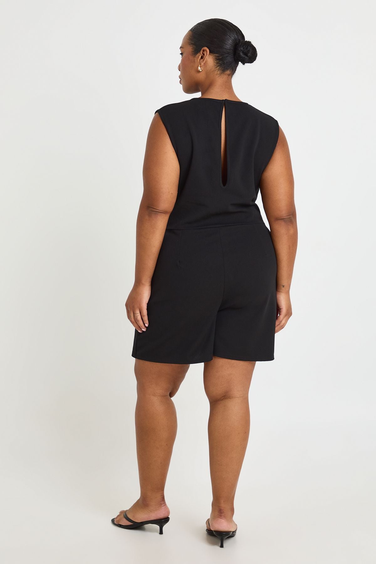 https://mediahub.prettylittlething.com/hzz57534_black_xl_1