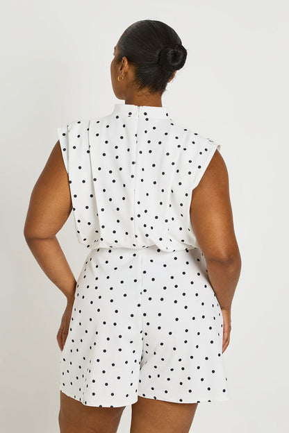 https://mediahub.prettylittlething.com/hzz59400_white_xl_1