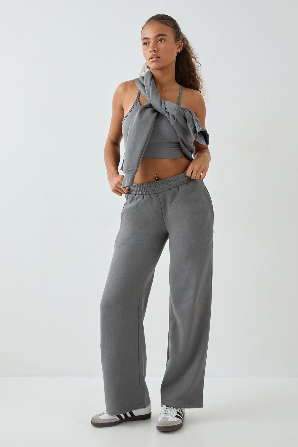 https://mediahub.prettylittlething.com/xtt00179_charcoal_xl
