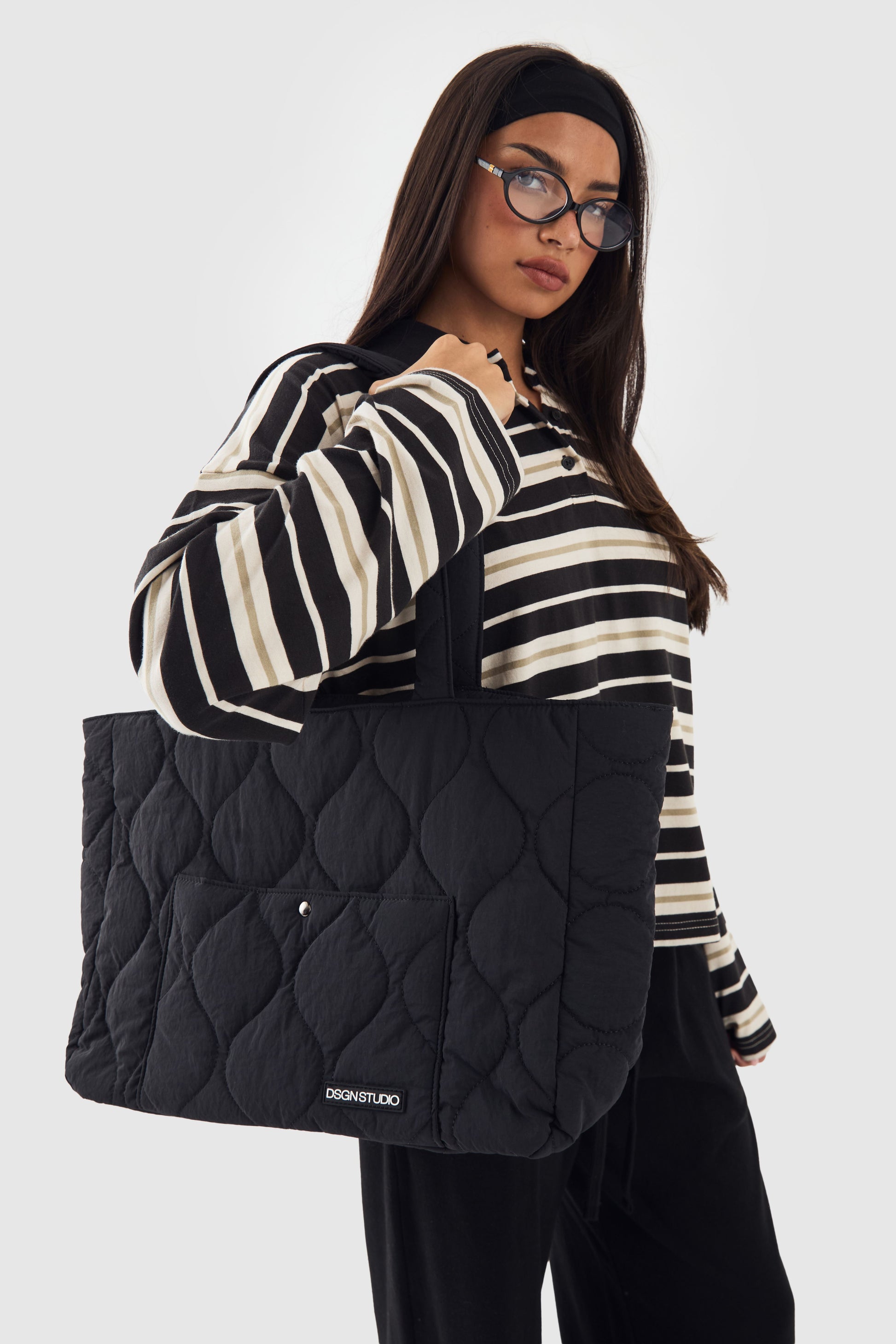 https://mediahub.prettylittlething.com/xtt00452_black_xl
